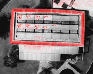 Luftaufnahme mit einer IR-Kamera von defekten PV-Modulen